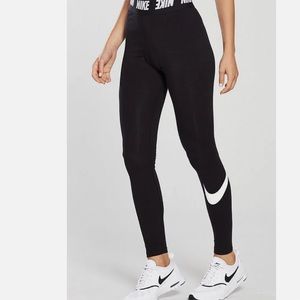 Nike High Waist Club Leggings